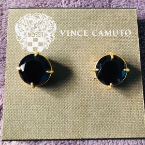 NEW. Earrings VINCE CAMUTO.